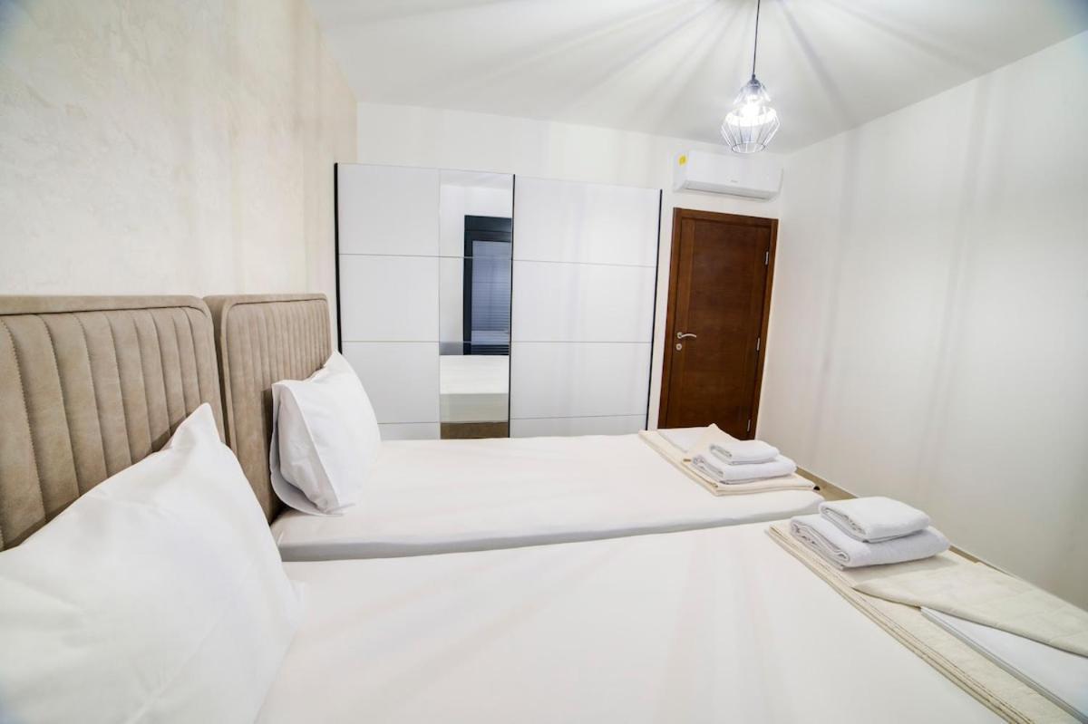Villa Jelena With Private Pool - Lapcici Будва Экстерьер фото