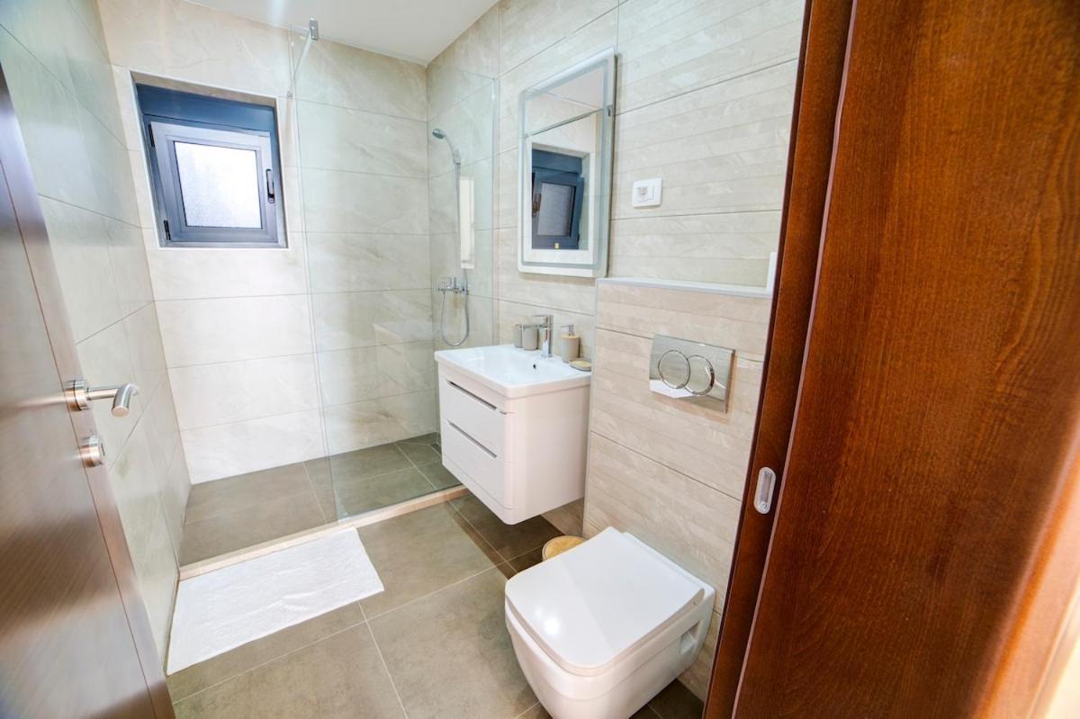 Villa Jelena With Private Pool - Lapcici Будва Экстерьер фото